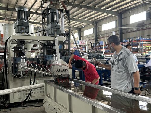 Latest company blogs about New 4-Output PP Strap Making Machine Trial Run for Egypt | Yongxing Zhanxing